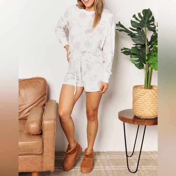 NEW Double Take Floral Print Long Sleeve Top and Shorts Matching Loungewear Set - Picture 6 of 6